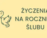 Dwa gołąbki z sercem nad głową symbolizują miłość. Tekst "Życzenia na rocznicę ślubu" zaprasza do składania krótkich życzeń.