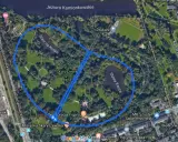 Mapa Parku Skaryszewskiego w Warszawie, idealne miejsce, gdzie biegać w Warszawie, z zaznaczonymi stawami i alejkami.