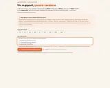 Un support pédagogique propose quatre versions d'exercices, dont une variante DYS, pour différencier l'enseignement. L'IA anonymise les données des élèves, comme un élève allophone.