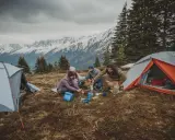Pantalón montaña mujer Decathlon: ¿Quechua o Forclaz? Guía experta
