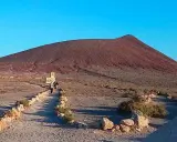 Montaña de Oro en España: Descubre la mágica Montaña Roja de Tenerife
