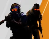 Dwóch żołnierzy z gry Counter-Strike 2, z pomarańczowymi okularami i bronią, gotowych do akcji.