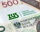 ZUS i polskie banknoty. Dowiedz się, jakie składki obejmuje umowa zlecenie.