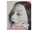 Ritratto intenso di Simone de Beauvoir, con le mani sul viso. La copertina del libro "Simone de Beauvoir" è un'icona di stile.