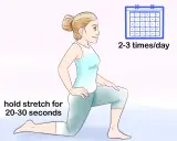 Frau in Ausfallschritt dehnt den psoas. Halten Sie die Dehnung 20-30 Sekunden, 2-3 Mal täglich.