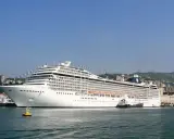 La MSC Musica attracca al terminal crociere di Genova, pronta per una nuova avventura.