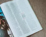 Artykuł angielski rozszerzony przykład: Tess Holliday o trudnych doświadczeniach i walce o akceptację.