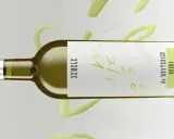 Botella de vino blanco Semele, un delicioso vino de Castilla y León, con etiqueta de Rueda, Denominación de Origen.