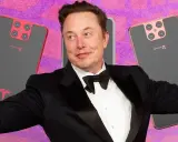 Elon Musk, le visionnaire derrière Tesla, présente le "Model Pi", un smartphone futuriste.