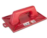 Herramienta roja de plástico con mango, ideal para trabajos de albañilería. Muestra la diferencia entre llana y talocha.