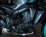 Moteur Yamaha MT, détails du bloc moteur. Le pourcentage d'huile moteur hors bord 2 temps Yamaha est crucial pour la performance.