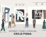 Wystawa prezentuje nowoczesne kroje pisma, gdzie dziwne czcionki tworzą artystyczne kompozycje. Ludzie podziwiają litery na plakatach.