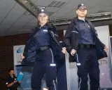 Mundur policyjny: co musisz wiedzieć o jego symbolice i zmianach?