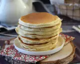 Pila de tortitas esponjosas, perfectas para tu próxima receta.