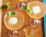 Erfrischende Cocktails mit Eis und Minze, wie ein old cuban ihn genießen würde.