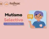 Ilustración de un niño con mutismo selectivo y autismo, con un bocadillo de diálogo que muestra signos de exclamación.