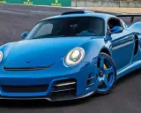 Blauer Ruf CTR3 auf Rennstrecke, ein Traumauto mit beeindruckendem Ruf CTR3 Preis.