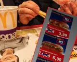 Ile kosztuje hamburger w McDonald's? Sprawdź ceny i oszczędzaj!
