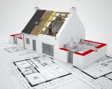 Model domu na planach architektonicznych, ukazujący zmiany istotne prawo budowlane. Izolacja dachu i detale konstrukcyjne.
