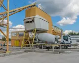 Beton z gruszki czy betoniarki? Od ilu m³ się opłaca?