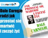 Dale Carnegie radzi, jak przestać się martwić i zacząć żyć. Książka z portretem autora i tytułem "Jak przestać się martwić i zacząć żyć".