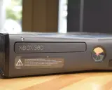 Xbox 360: Jak podłączyć pada? Rozwiąż problemy i graj od razu!