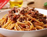 Spaghetti z wołowiną: jak zrobić perfekcyjny sos boloński?