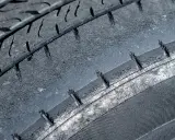7°C: Czy Twoje opony letnie są jeszcze bezpieczne?