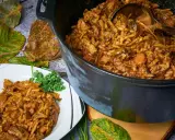 Herzhaftes Gericht aus dem Dutch Oven, perfekt für Kinder. Ein leckeres Dutch Oven Rezept, das Groß und Klein schmeckt.