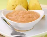 Compote de pommes maison, prête pour la conservation. Un délice fruité à déguster toute l'année.