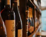 Jakie wino ma najmniej kalorii? Wybierz idealne na dietę!