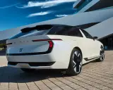 Biała Skoda Octavia Vision 7S z futurystycznymi światłami i felgami. Czekamy na jej cenę!