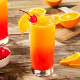 Jak zrobić Tequila Sunrise? Sekret idealnego drinka!