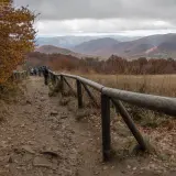 Gdzie nocować pod Tarnicą? Wybierz idealną bazę wypadową!