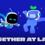 Astro Bot i niebieski stworek z Discorda świętują razem, gotowi na wspólne granie na PS5.