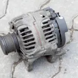 Uszkodzony regulator napięcia? Diagnoza, koszty i wymiana DIY