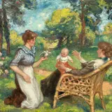 Georges d'Espagnat peint une scène idyllique : une femme agenouillée présente un oiseau à un bébé, tandis qu'une autre femme est assise dans un fauteuil en rotin.