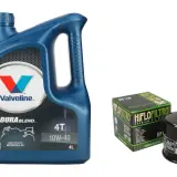 Niebieska butelka oleju silnikowego Valvoline DuraBlend 4T 10W-40 i filtr oleju Hiflofiltro HF 138.