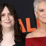 Jamie Lee Curtis i jej córka Annie Guest na premierze.