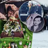 Uroczystość pogrzebowa Gabriela Seweryna. Wieniec, znicze i portret zmarłego. Tłum żałobników w zimowej scenerii.