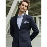 Marynarka i chinosy w 2026 roku – stylowy smart casual według Kubenz