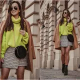Limonkowy sweter stylizacje: 10 modnych pomysłów na każdą okazję