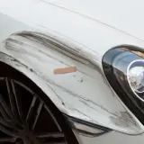 Plaster na porysowany zderzak plastikowy. Jak naprawić porysowany zderzak plastikowy? To pytanie zadaje sobie wielu kierowców.