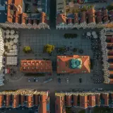 Jelenia Góra atrakcje: Odkryj bramę Karkonoszy i Dolinę Pałaców!
