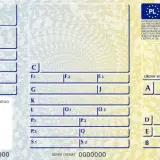 Dowód rejestracyjny pojazdu z polami na dane, w tym numer VIN. Widoczne pola: Rodzaj pojazdu, Przeznaczenie, Rok produkcji, Dopuszczalna ładowność, Największy dop. nacisk osi, Nr karty pojazdu.