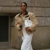 ¿Cómo combinar tu pantalón blanco urbano? Estilo todo el año