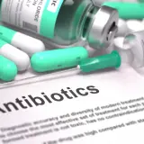 Jakie leki na chlamydie? Skuteczne antybiotyki i kluczowe informacje