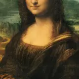 Mona Lisa: faszinierendes Porträt mit geheimnisvollem Lächeln. Hier sind einige Mona Lisa Infos: das Gemälde zeigt eine Frau vor einer Landschaft.