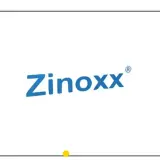 Niebieski napis Zinoxx z symbolem ® na białym tle.