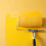 Jaką farbę do ścian wybrać, aby uniknąć kosztownych błędów?